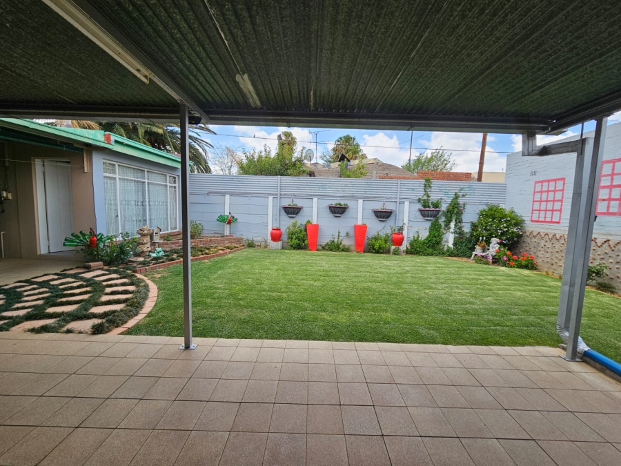 4 Bedroom Property for Sale in Odendaalsrus Free State